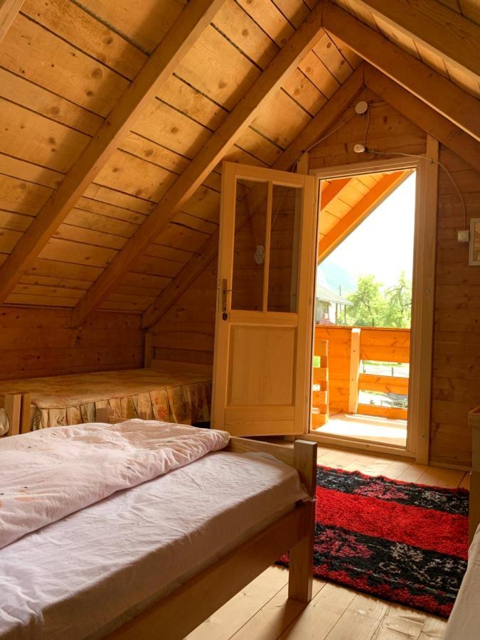 Guest House Ulaj Vuthaj エクステリア 写真