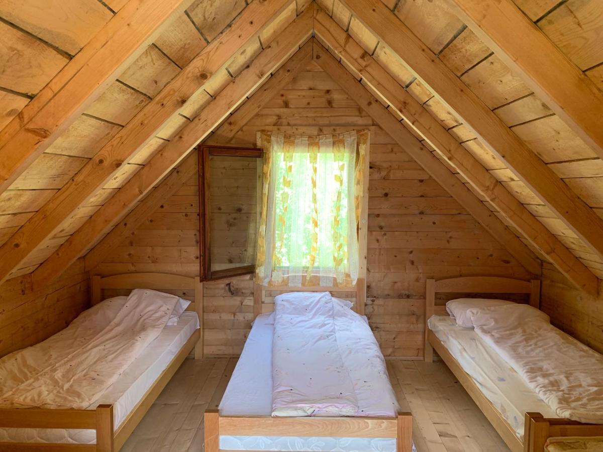 Guest House Ulaj Vuthaj エクステリア 写真